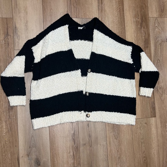 Easel Los Angeles Sweaters - Easel Chunky Black and White Striped Button Up Cardigan Med/Large